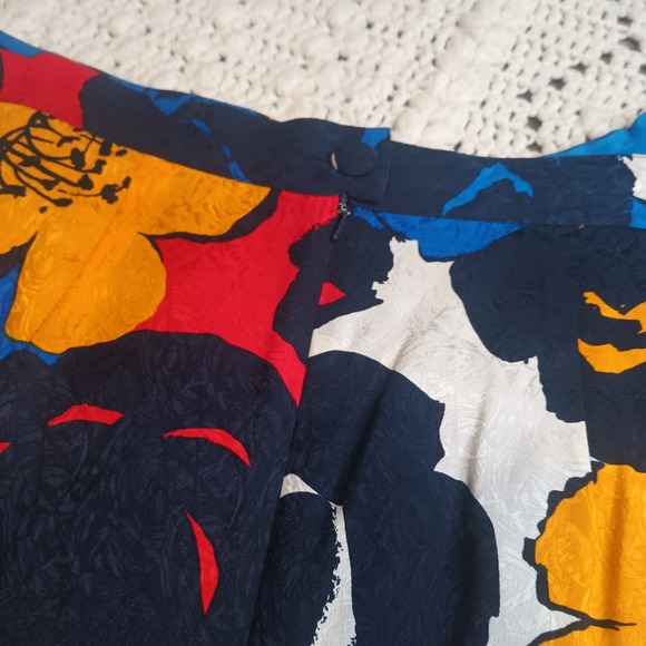 Vtg 90s 6 Flora Kung Colorful Pop Art 100% Silk Floral Skirt Shirt Luxury Office - Picture 5 of 15